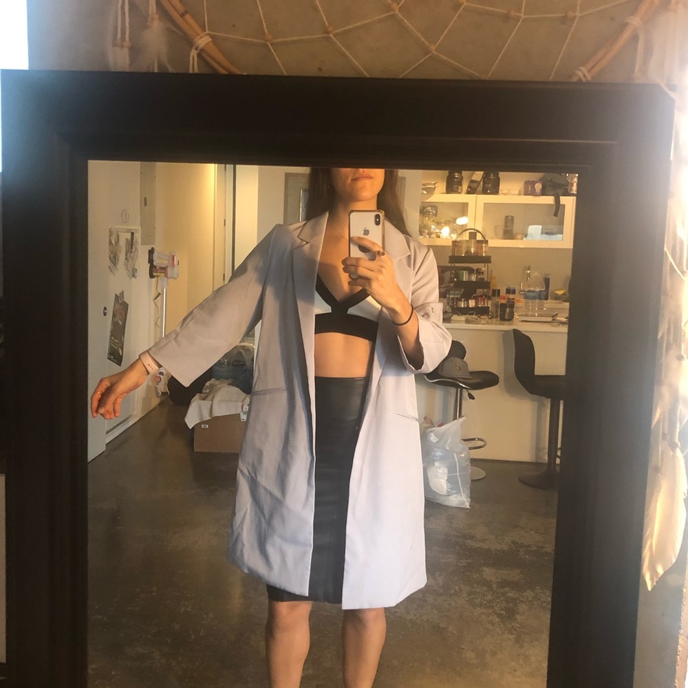Light blazer, sleeves can be sorted